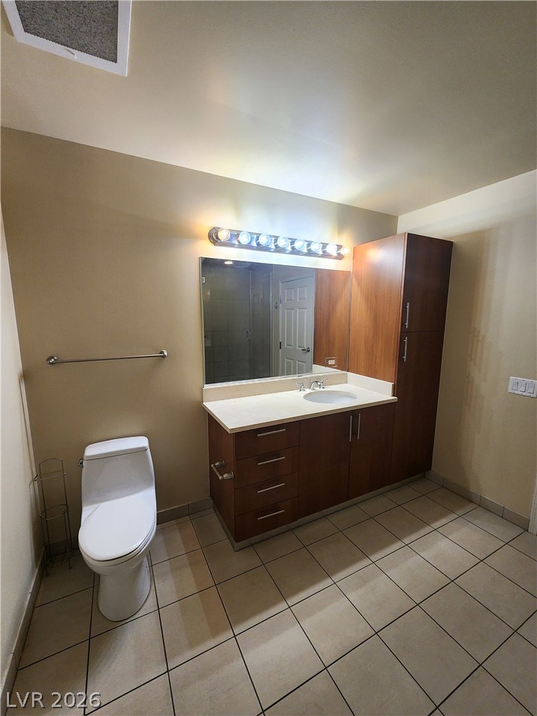 200 West Sahara Avenue 1705