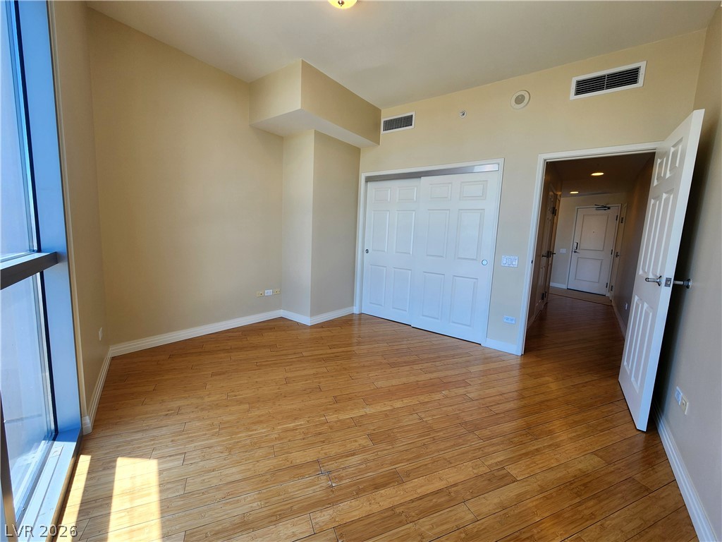 200 West Sahara Avenue 1705