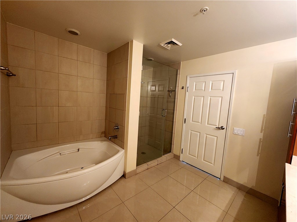 200 West Sahara Avenue 2004
