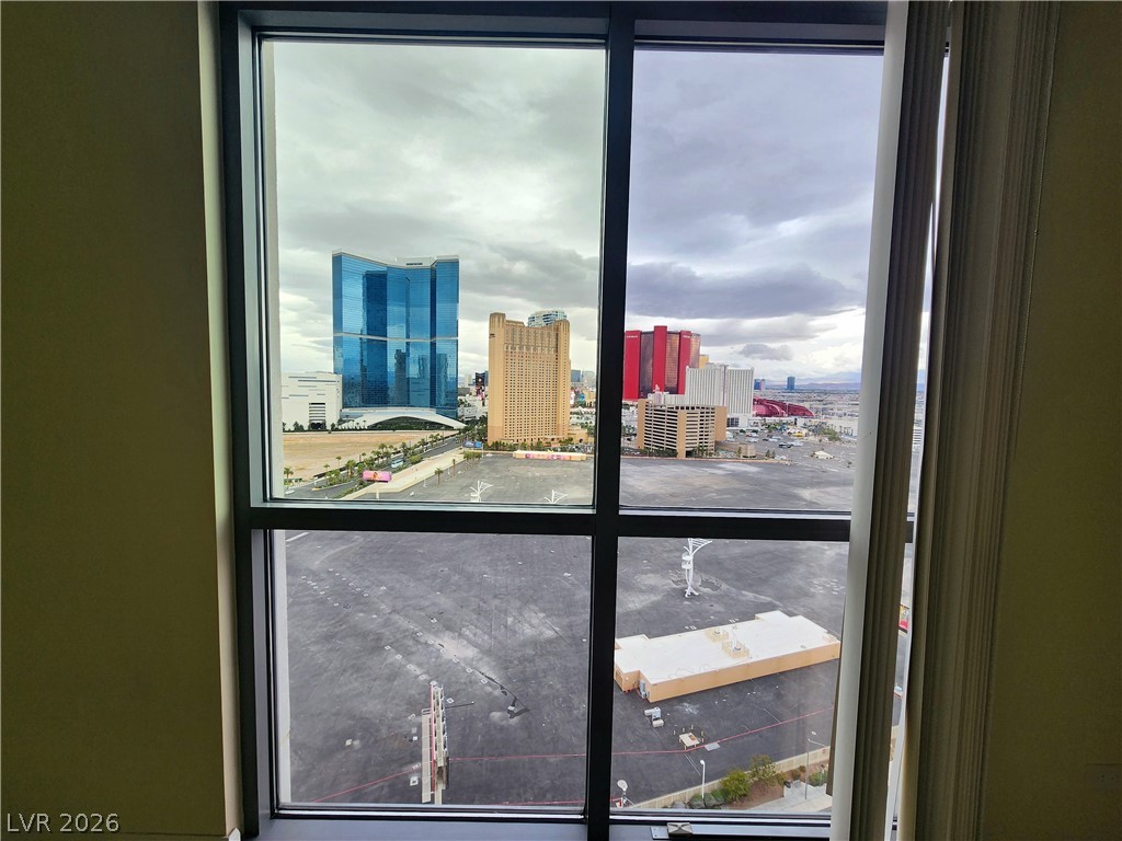 200 West Sahara Avenue 2004