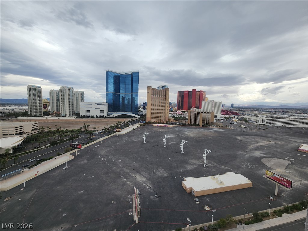 200 West Sahara Avenue 2004