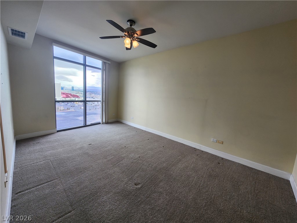 200 West Sahara Avenue 2004