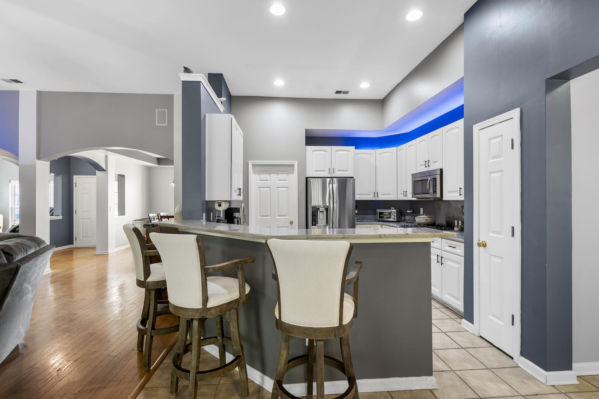 7515 Whispering Oak Drive