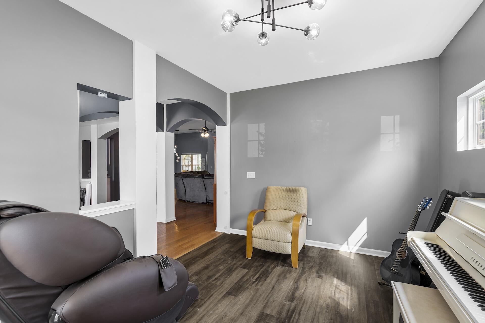 7515 Whispering Oak Drive
