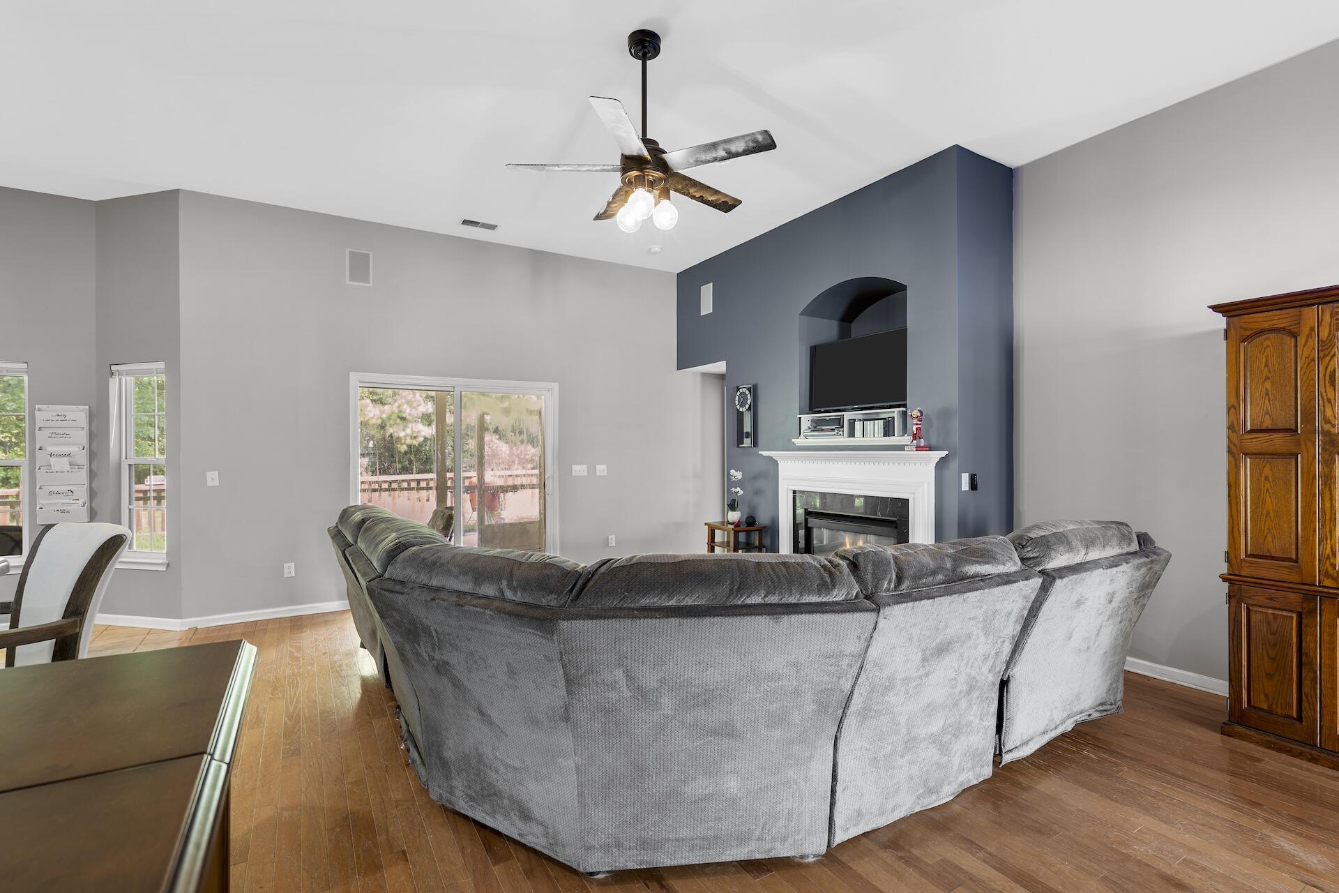 7515 Whispering Oak Drive