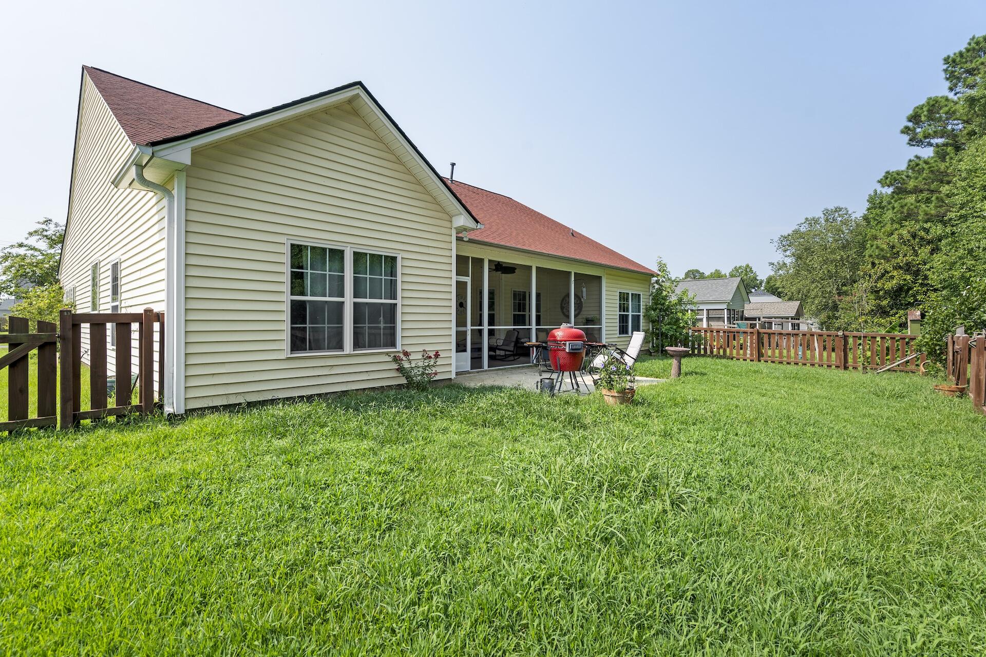 7515 Whispering Oak Drive