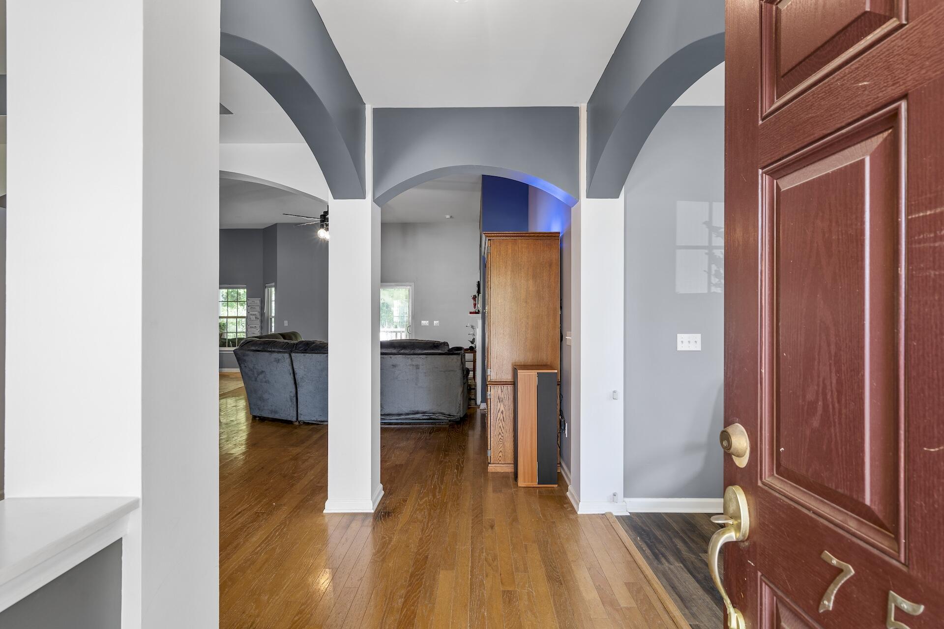 7515 Whispering Oak Drive
