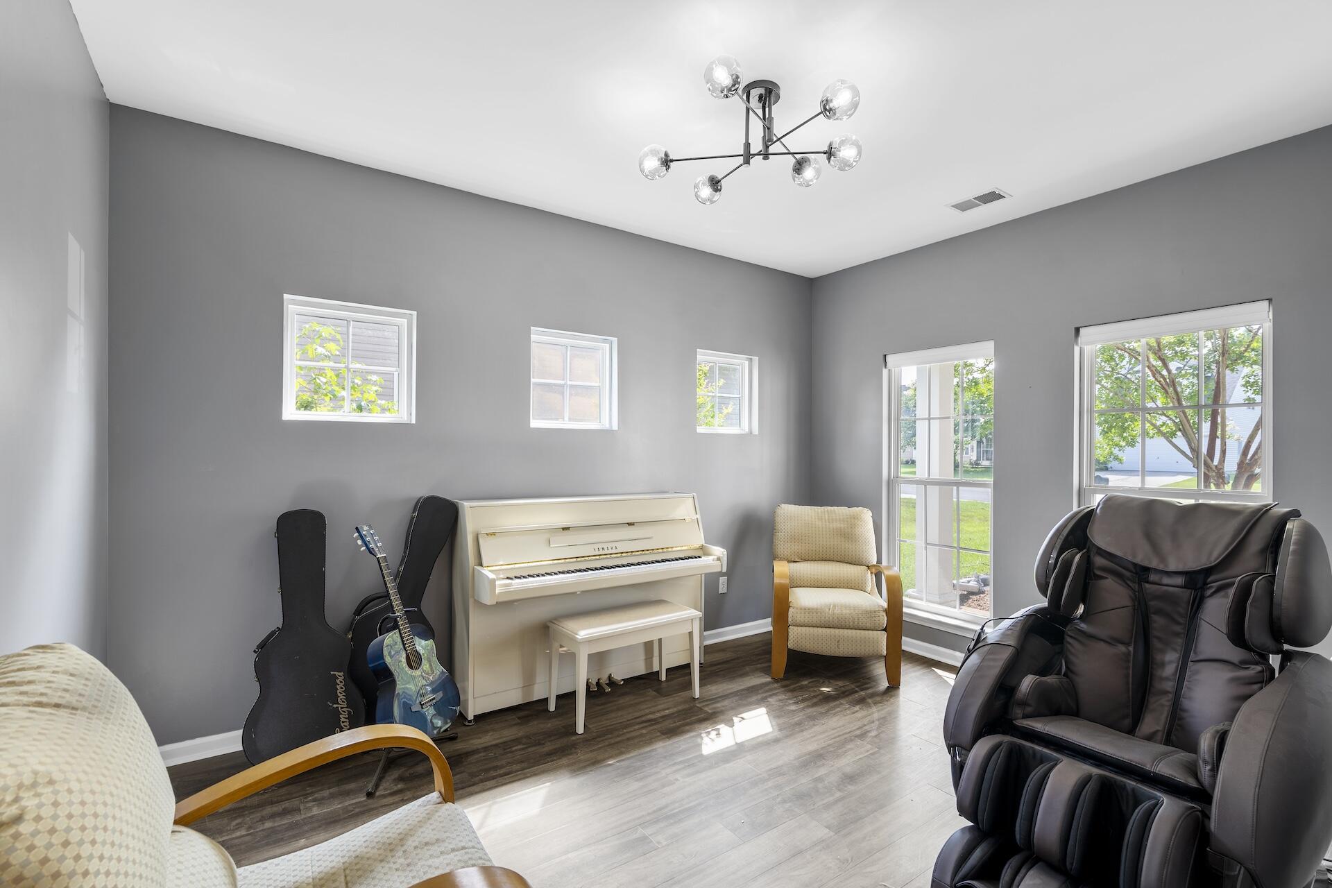 7515 Whispering Oak Drive