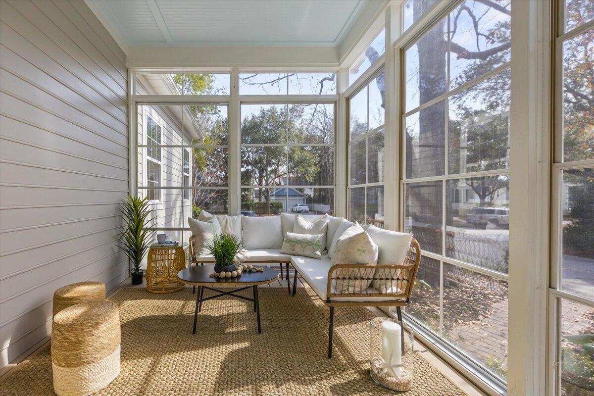 1013 Barfield Street