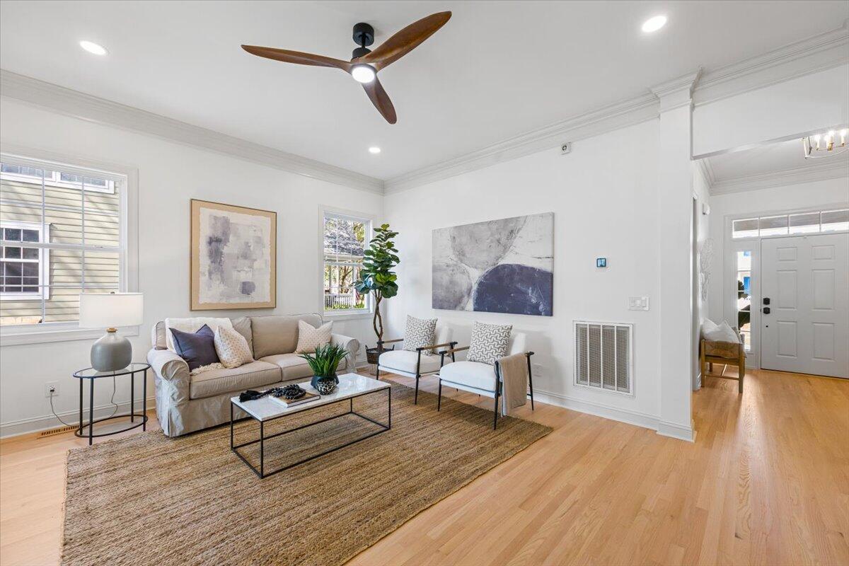 1013 Barfield Street