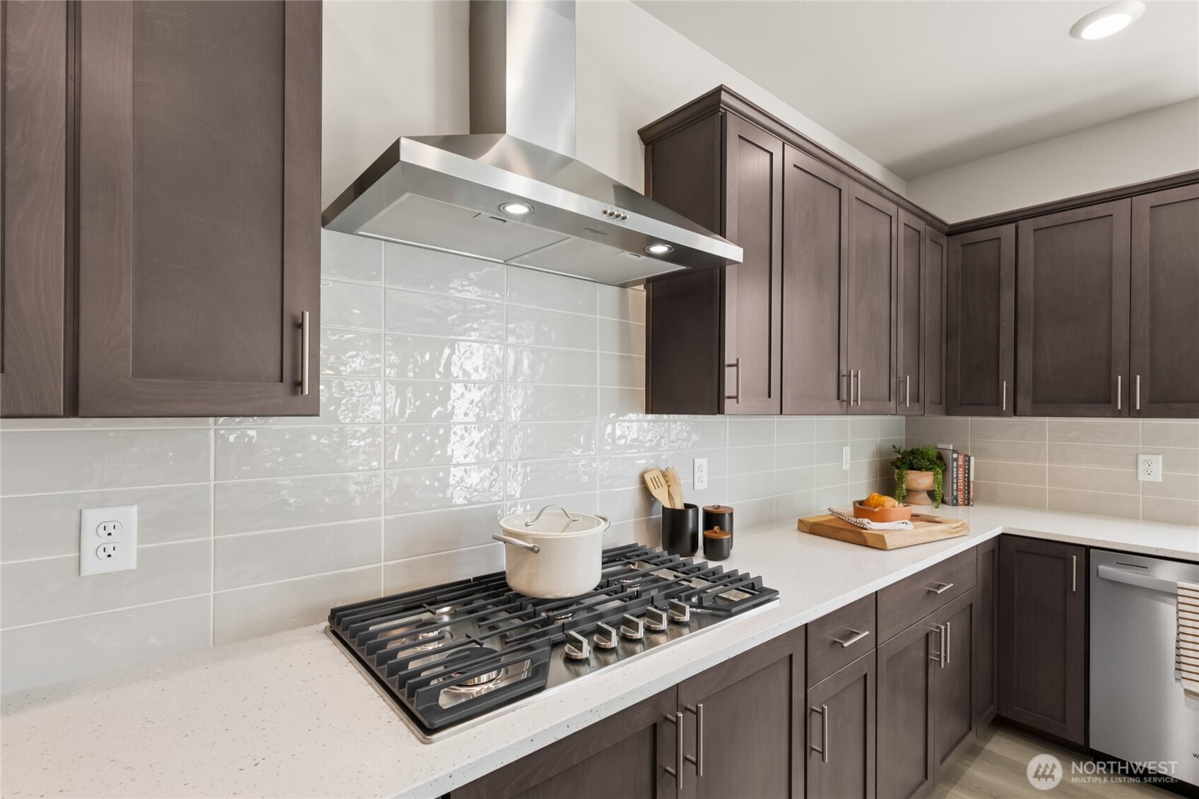 690 SE 11th Place Unit: 8