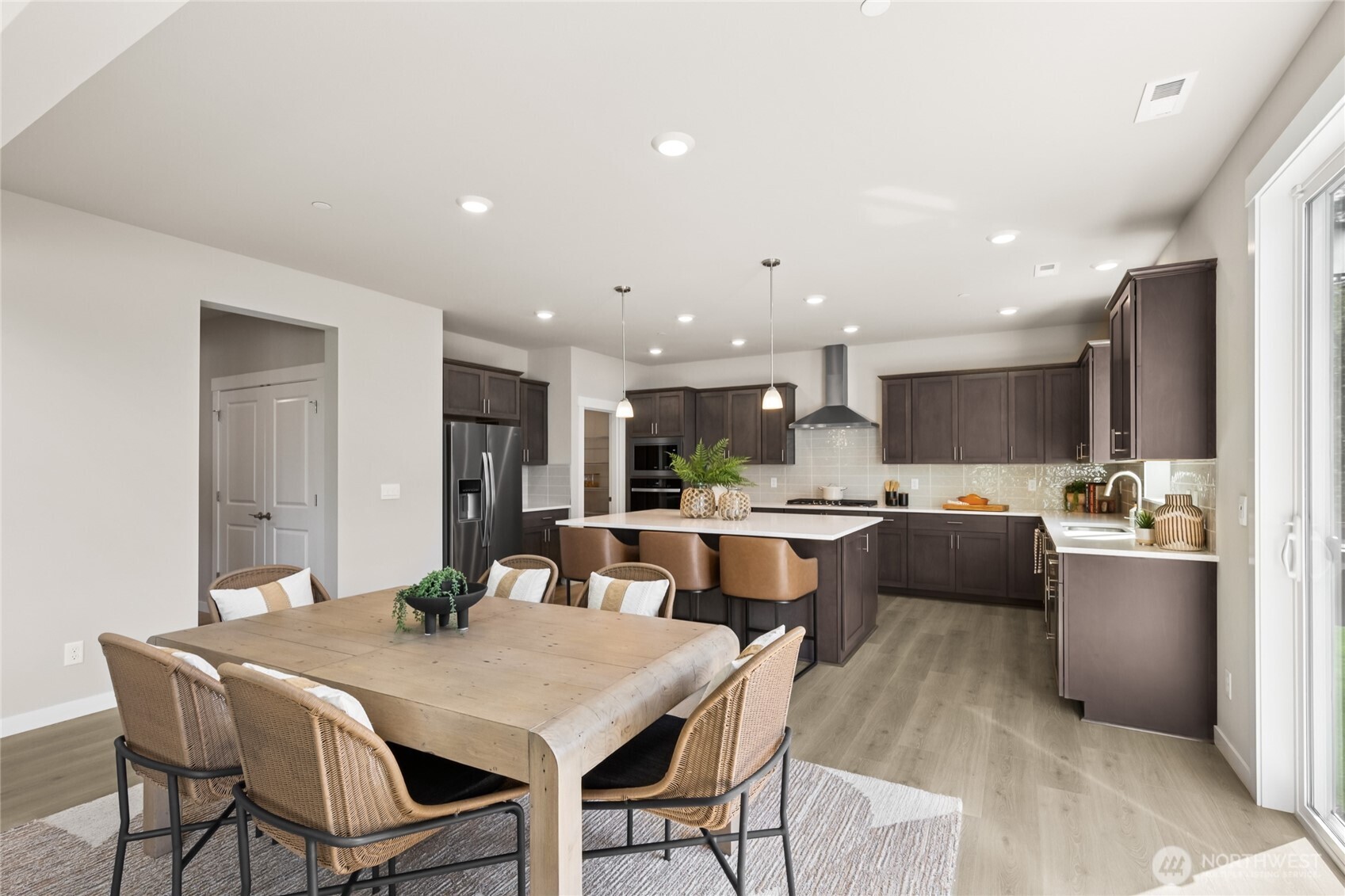 690 SE 11th Place Unit: 8