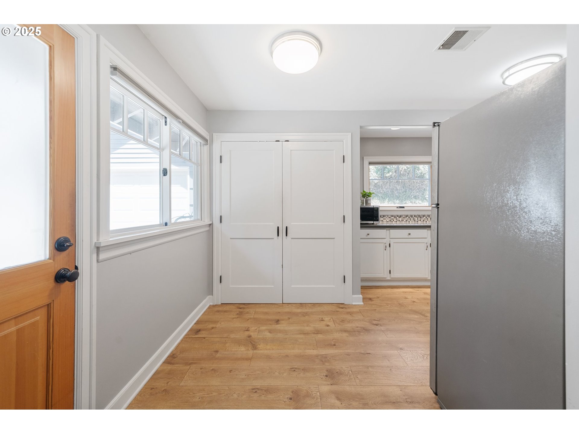 2822 NE FREMONT DR