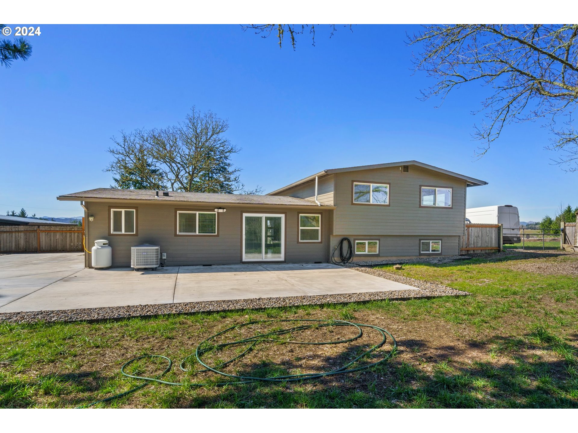 13820 SW LAMBERT LN