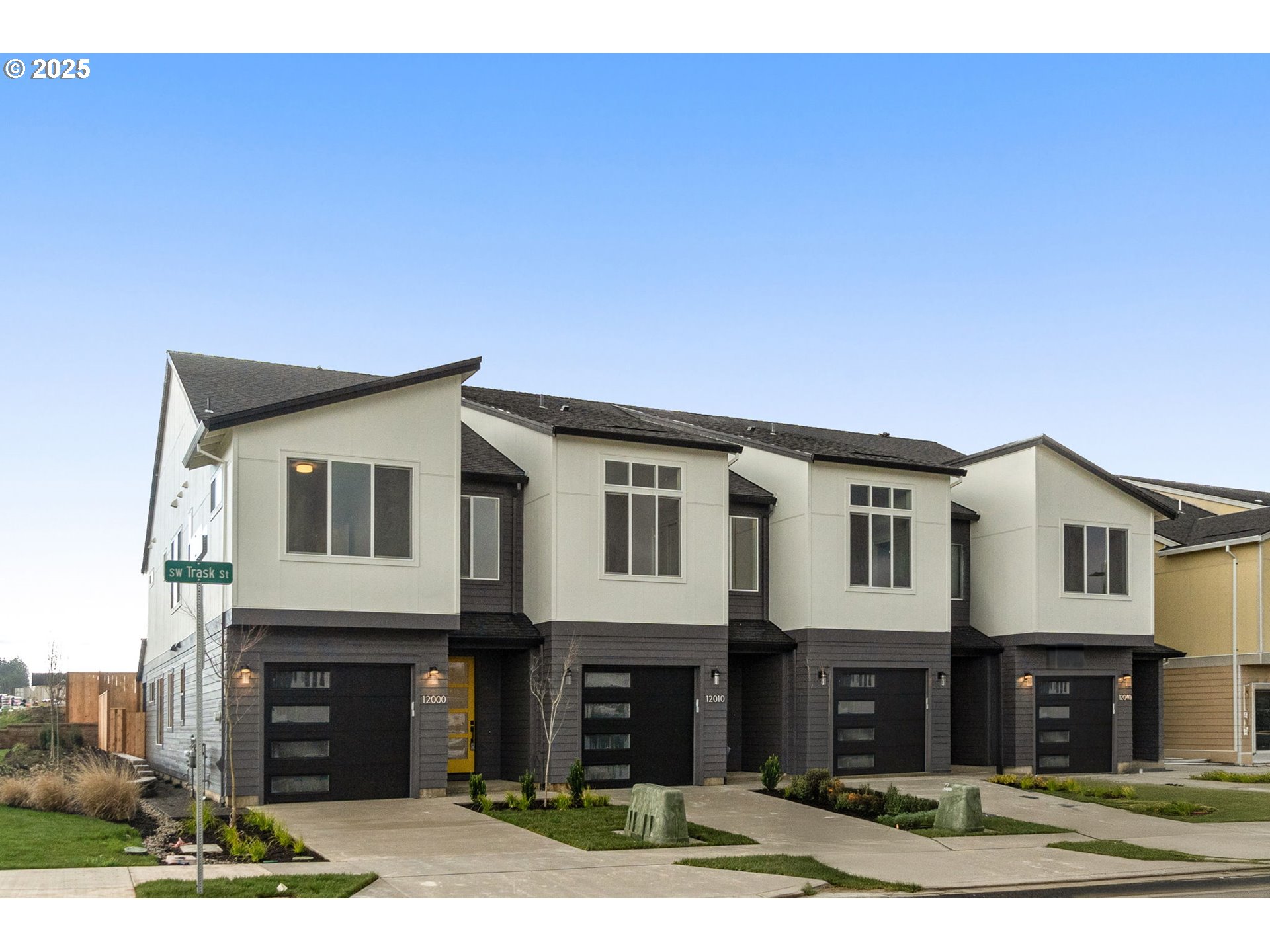 12000 SW TRASK ST LT93