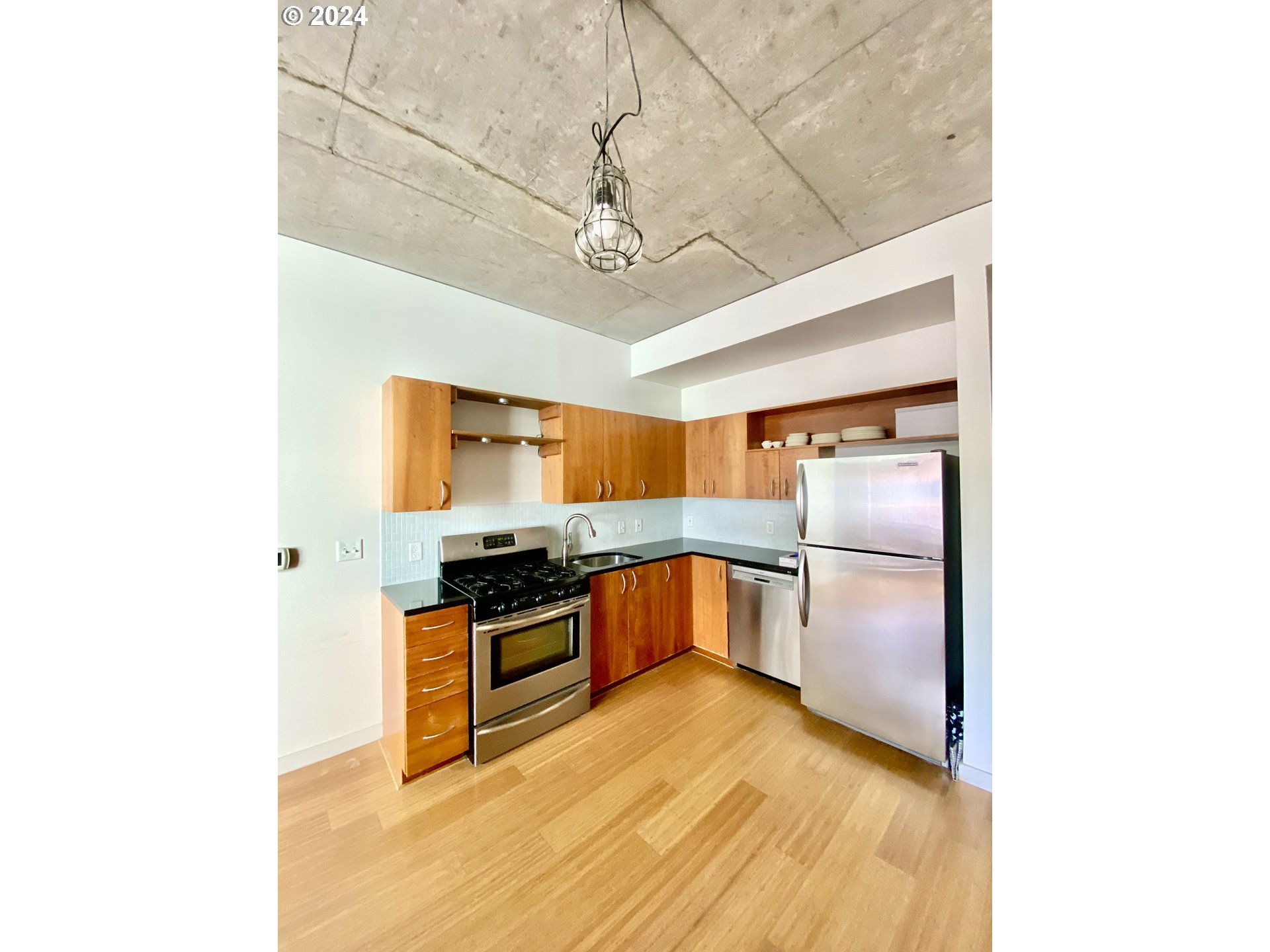 1234 SW 18TH AVE 301