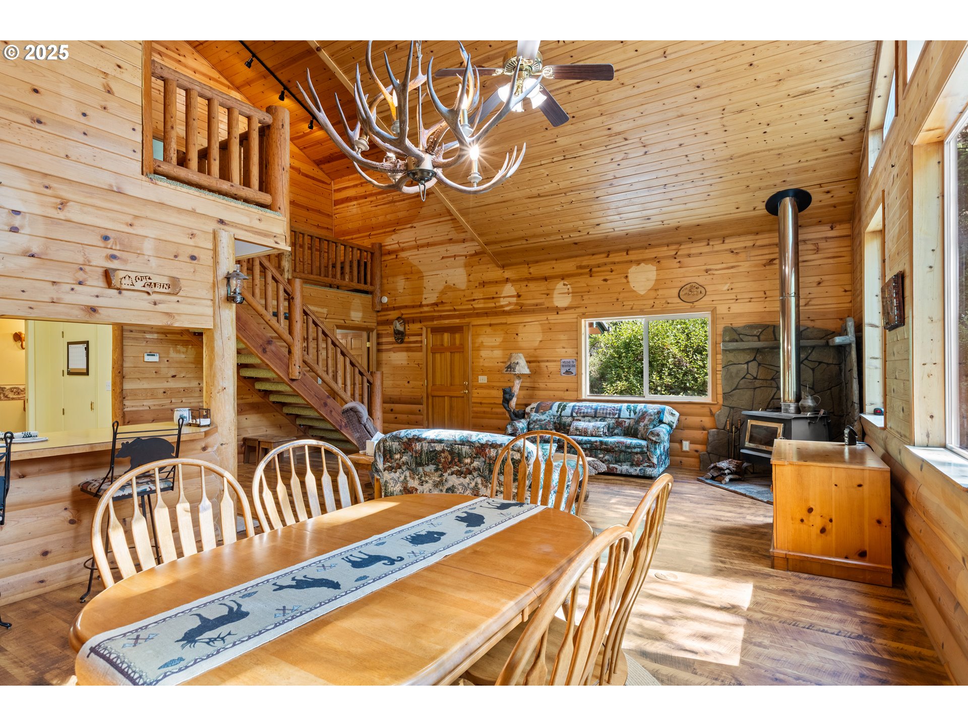 1470 E WILLIS CREEK RD