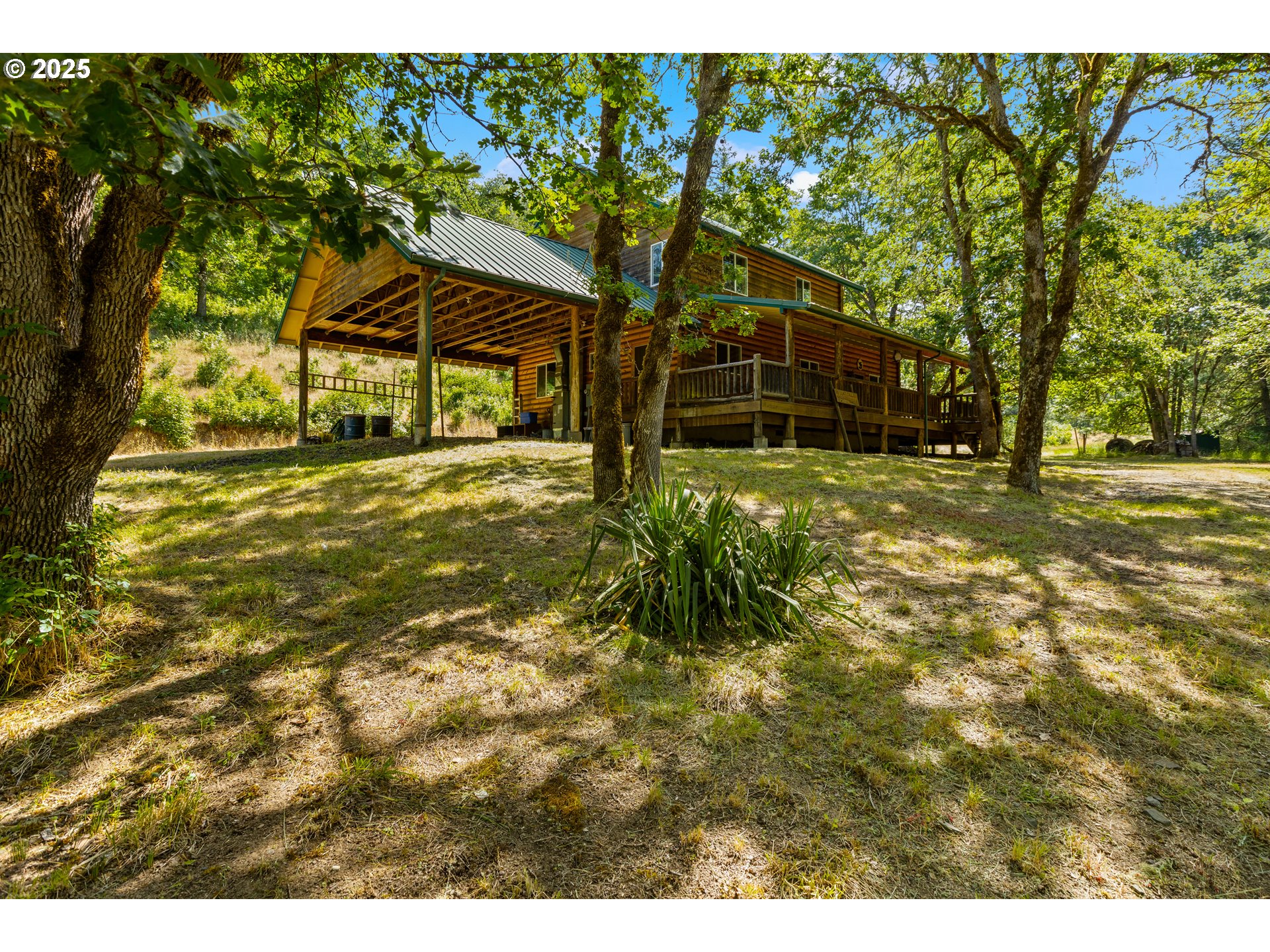 1470 E WILLIS CREEK RD