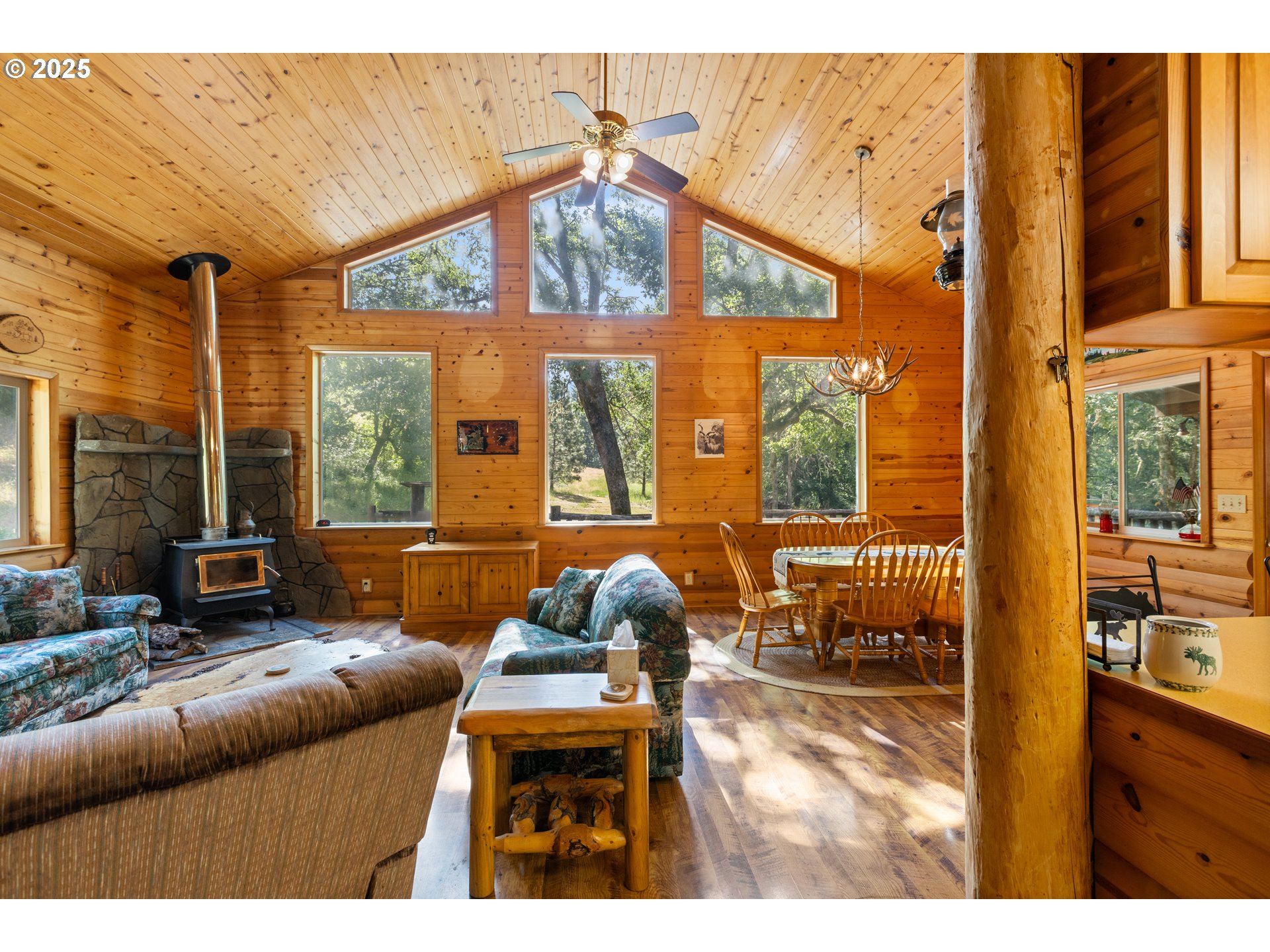 1470 E WILLIS CREEK RD