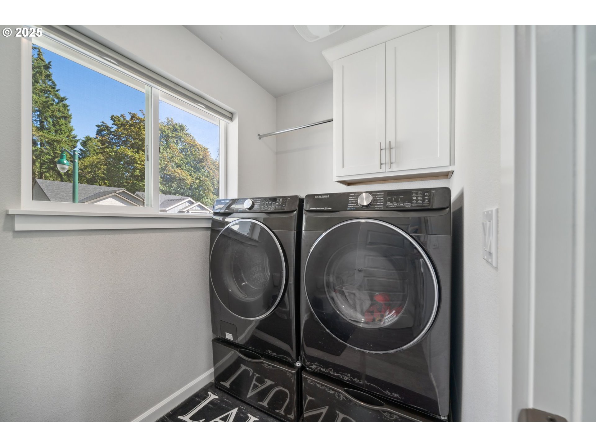 1540 19TH AVE