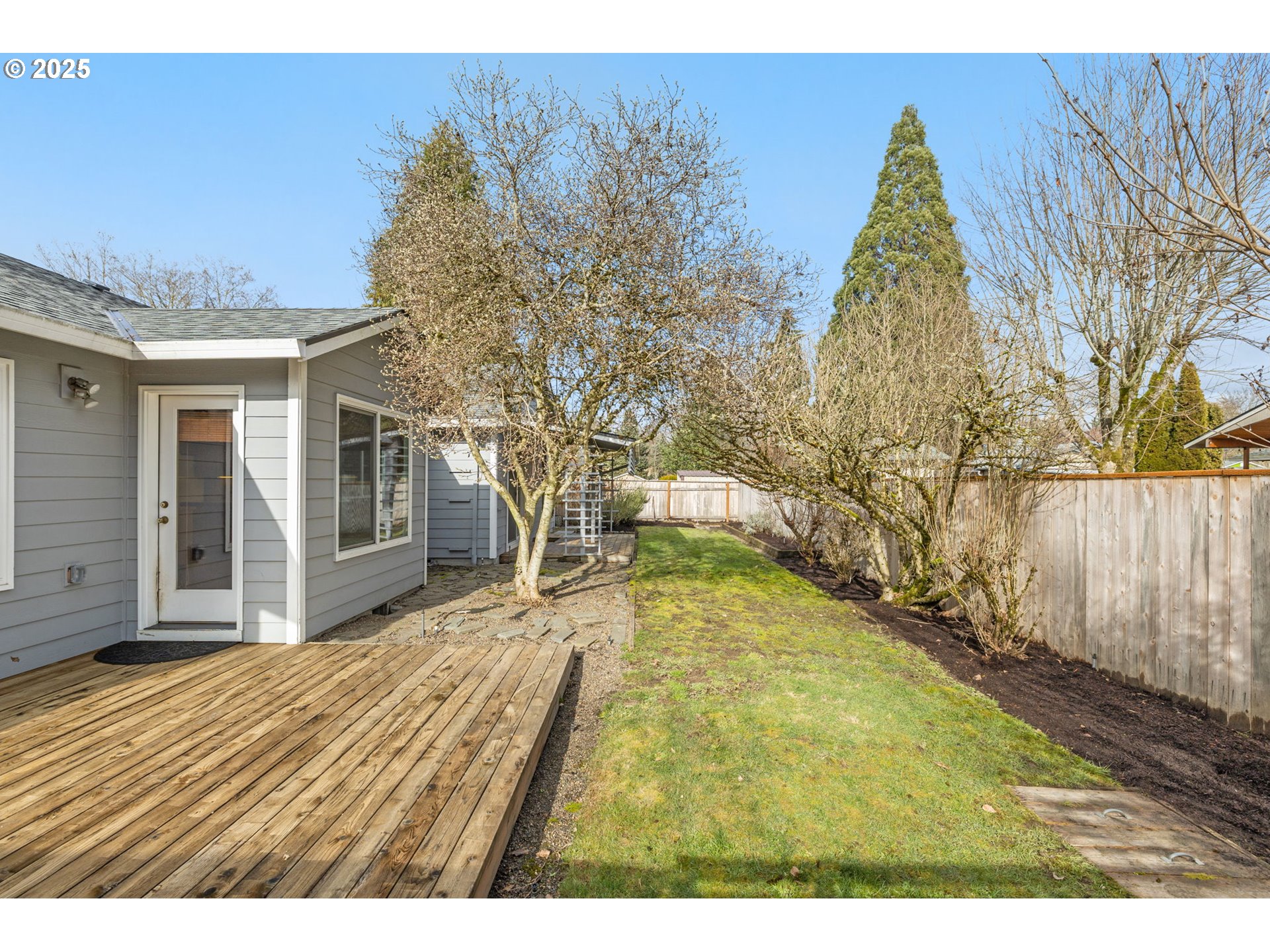 1437 NE 12TH AVE