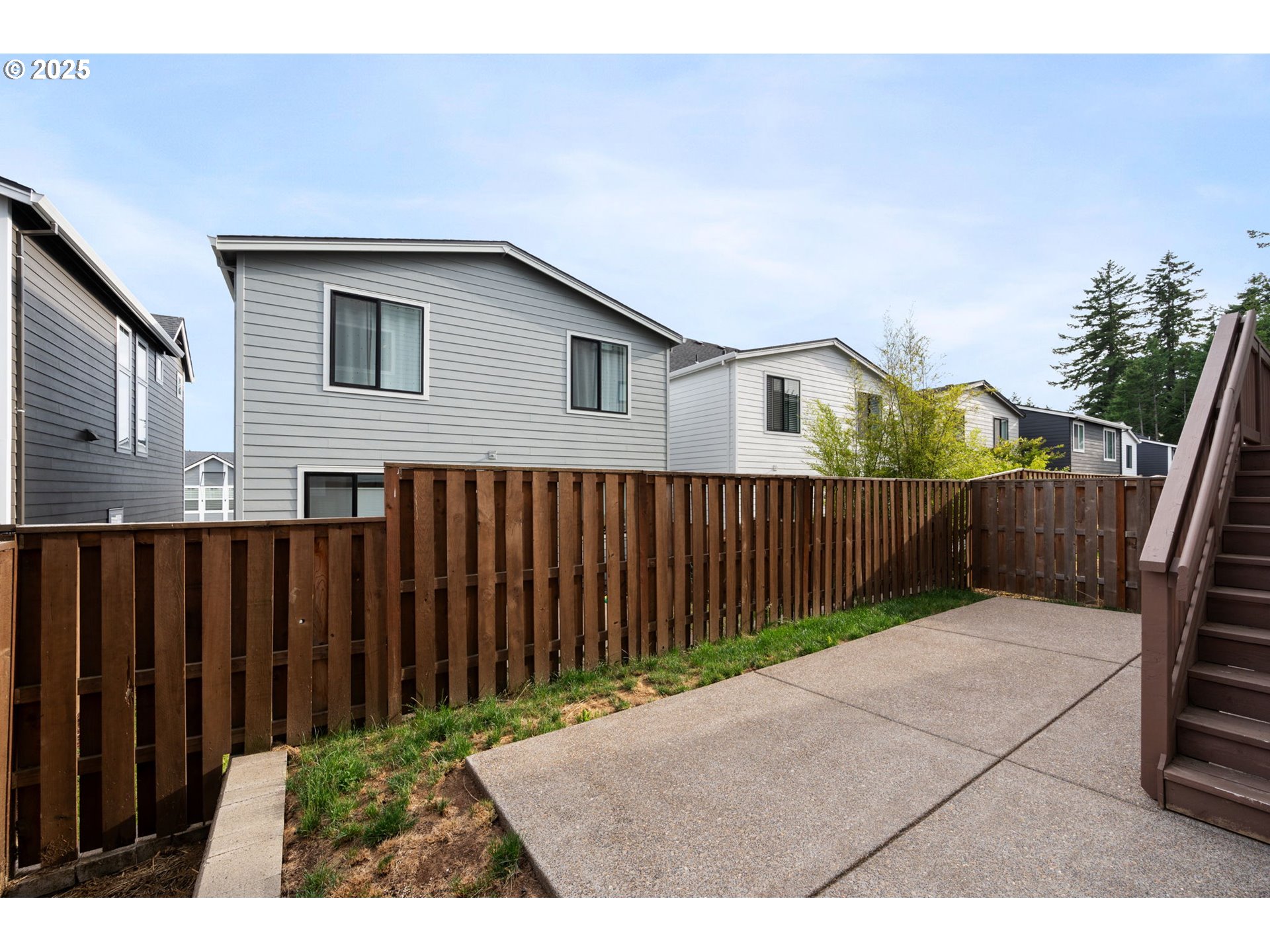 11614 NW KEARNEY ST