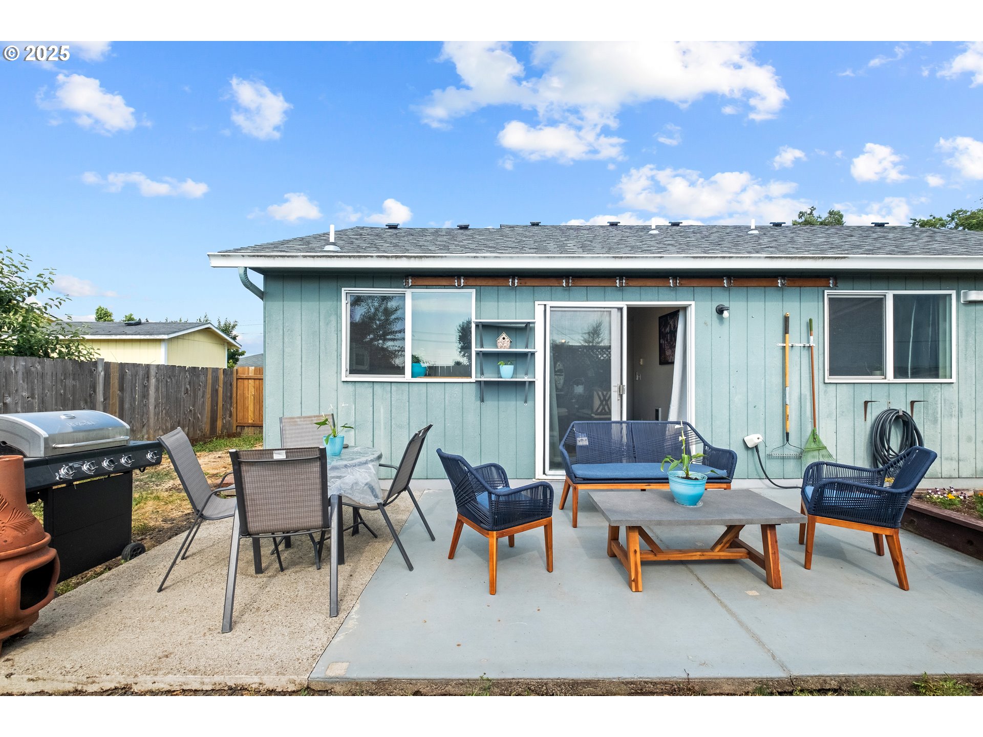 426 S 42ND PL