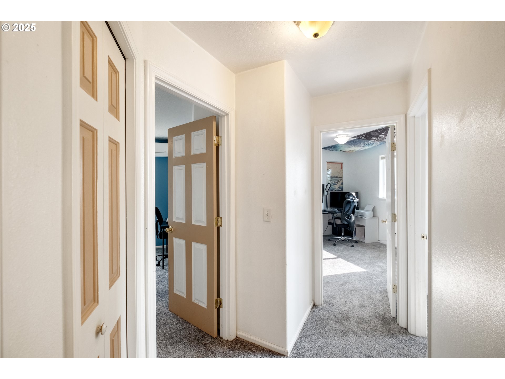 426 S 42ND PL