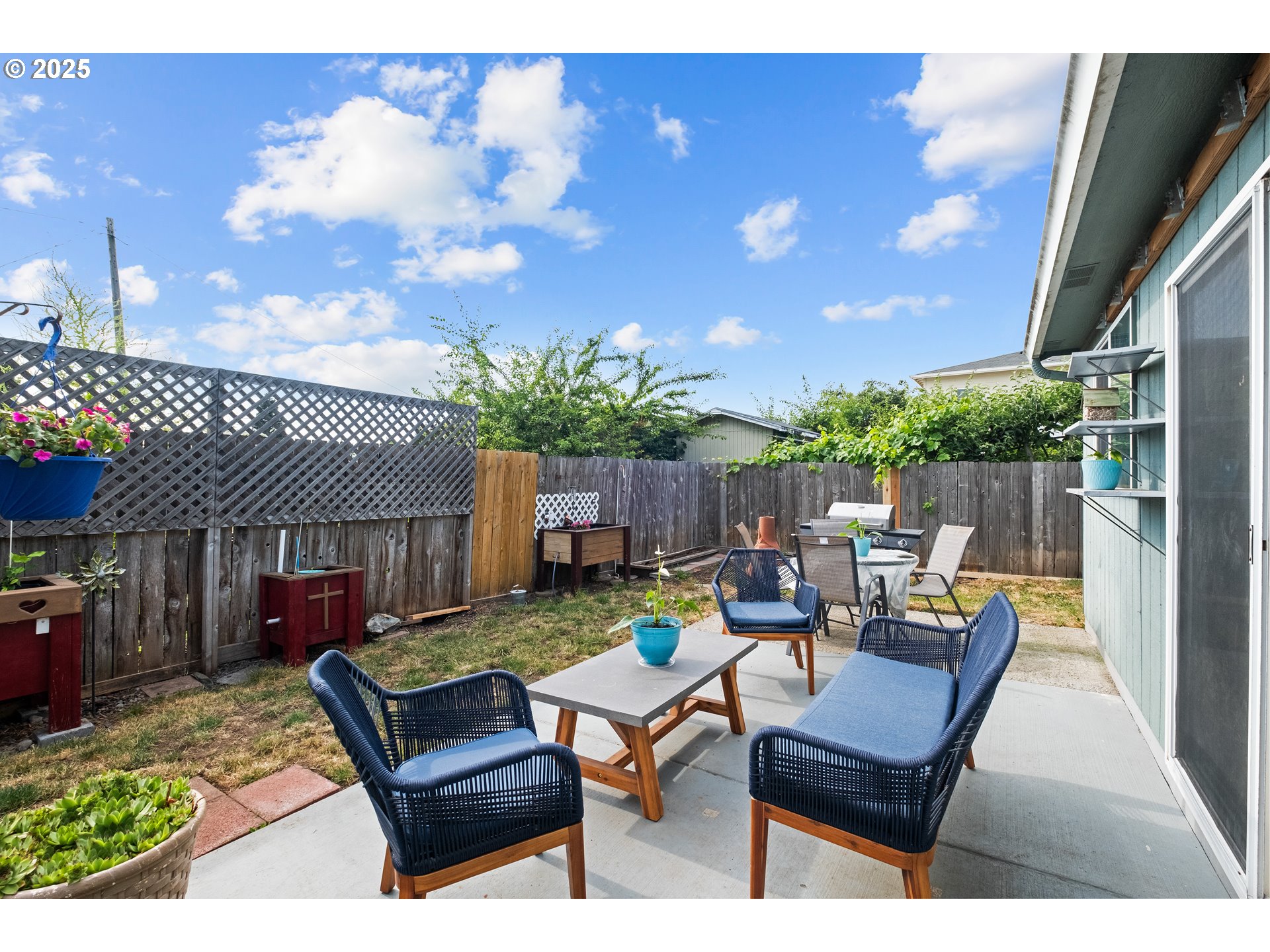 426 S 42ND PL