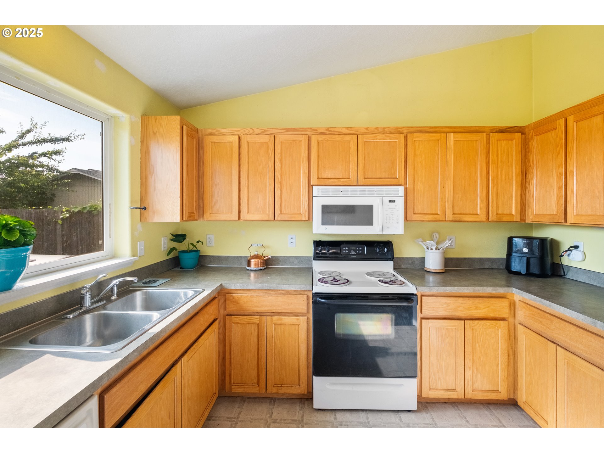 426 S 42ND PL