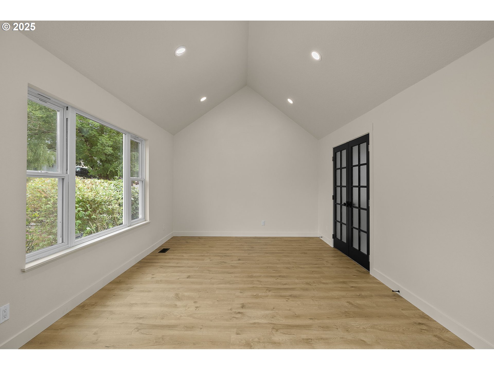 18090 NW AVALON DR