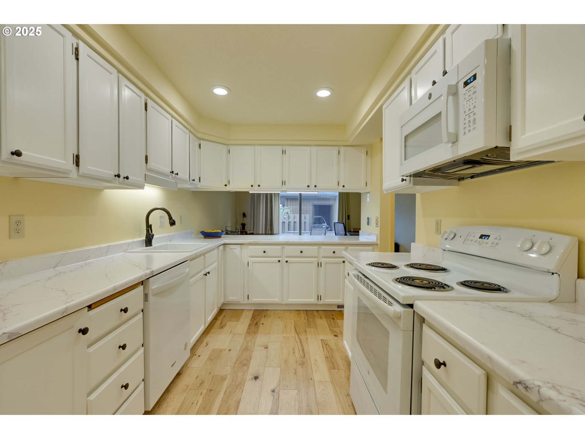 3250 SE 153RD AVE