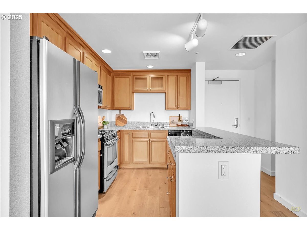 910 SE 42ND AVE 370