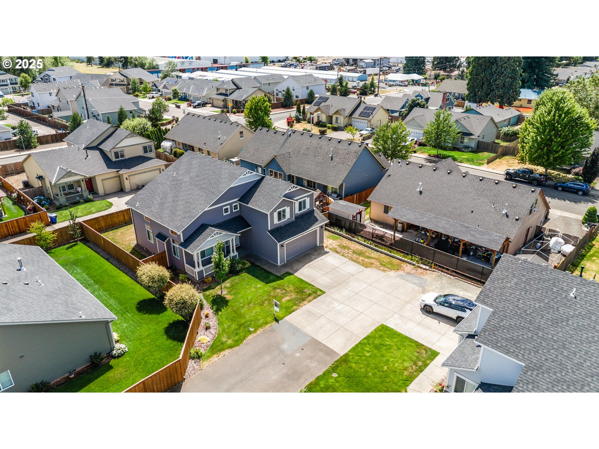 698 STEWART DR