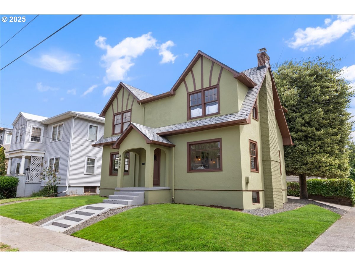 4004 N MONTANA AVE