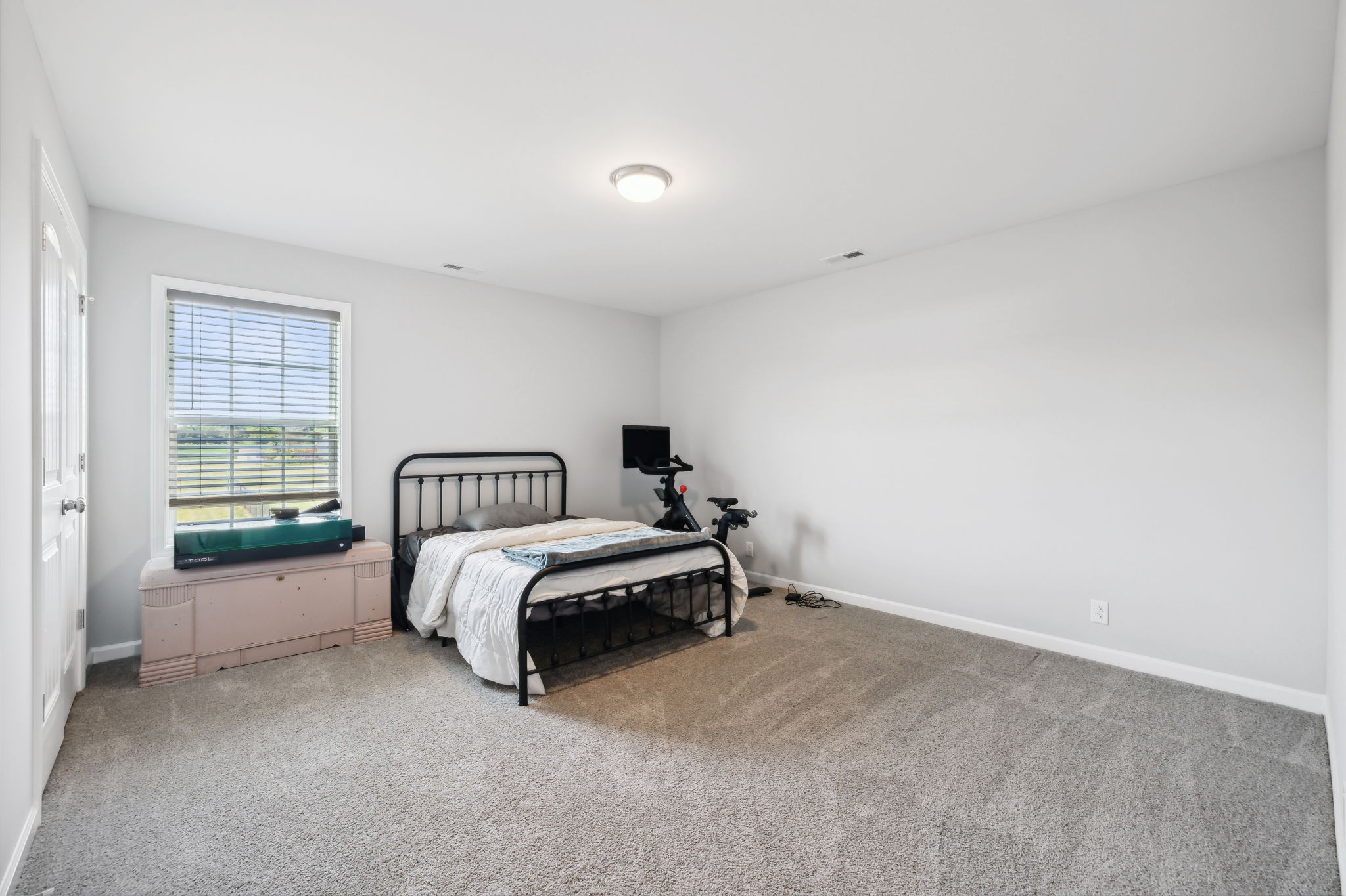 212 Pine Creek Dr