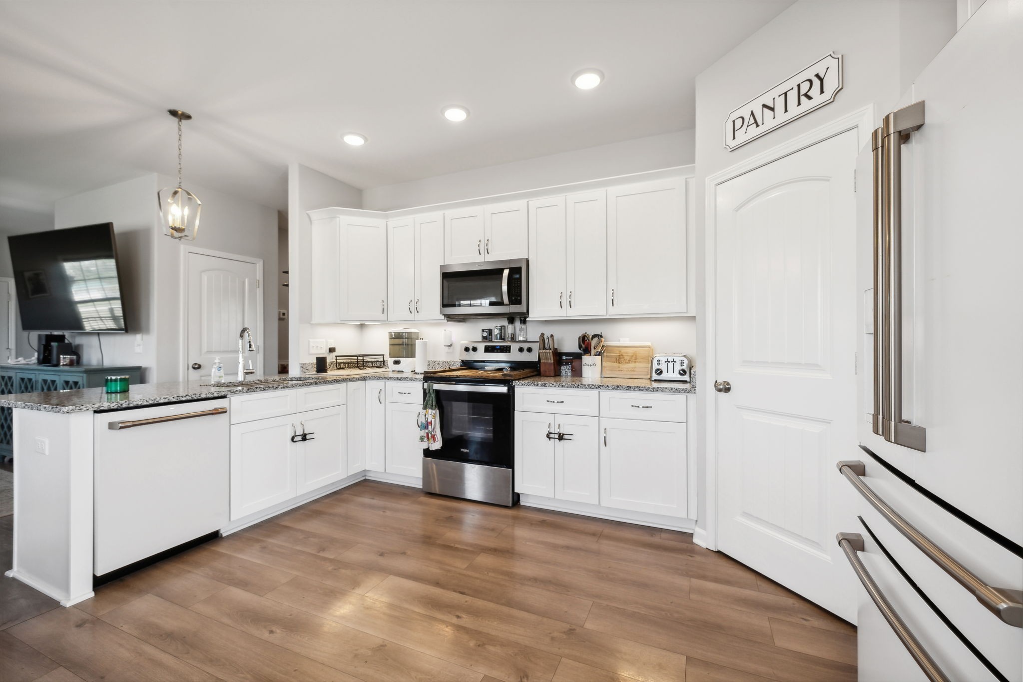 212 Pine Creek Dr
