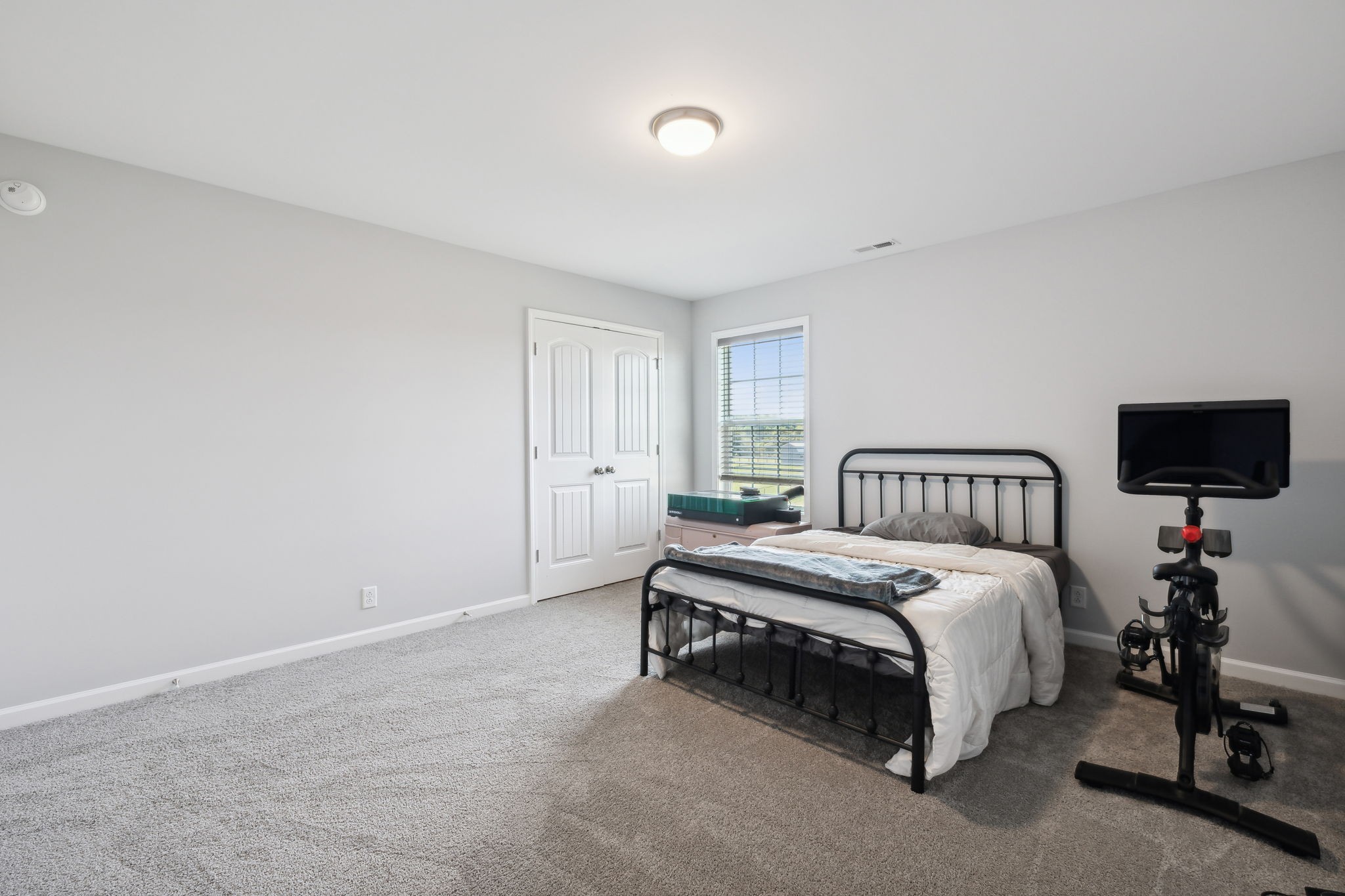 212 Pine Creek Dr