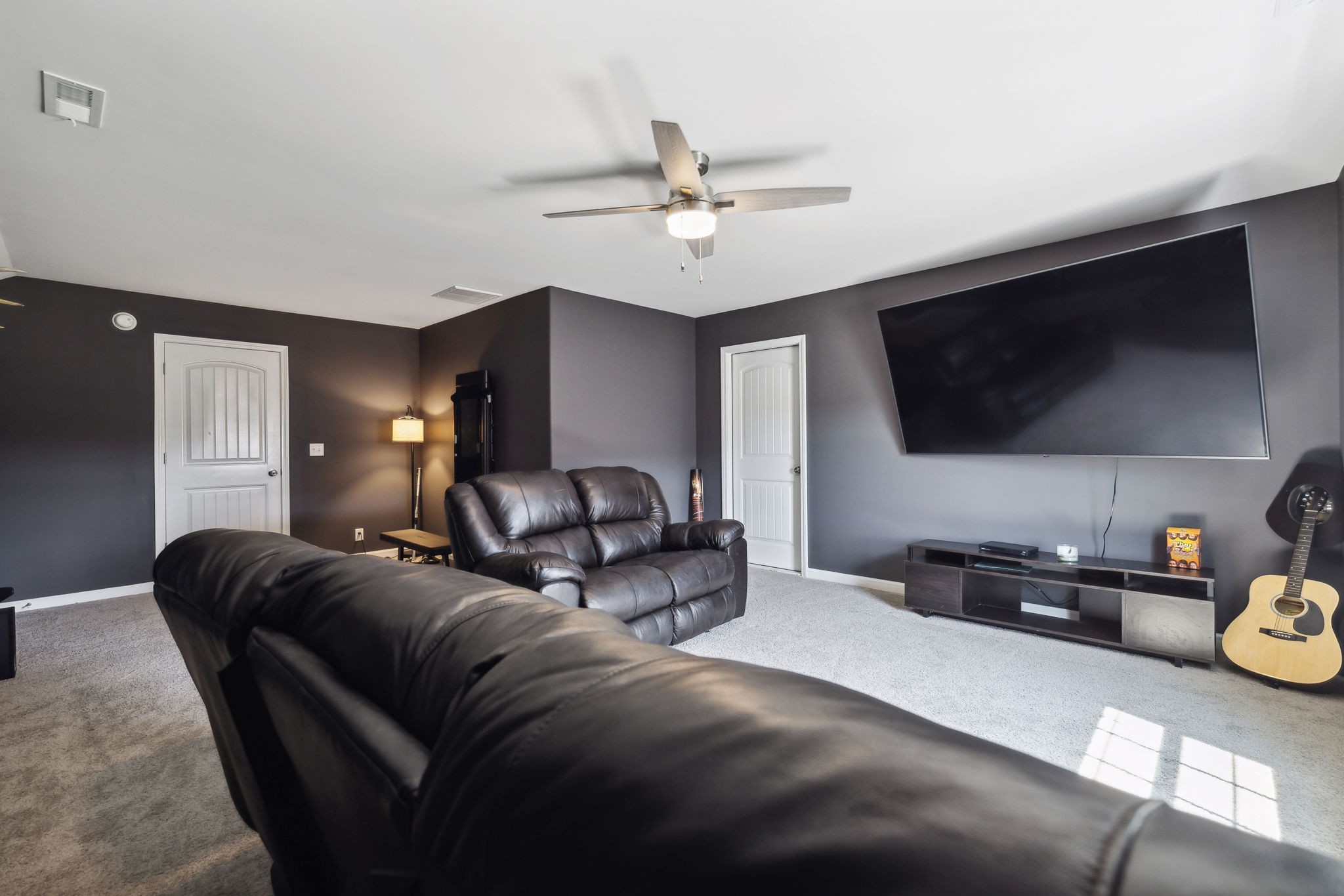 212 Pine Creek Dr