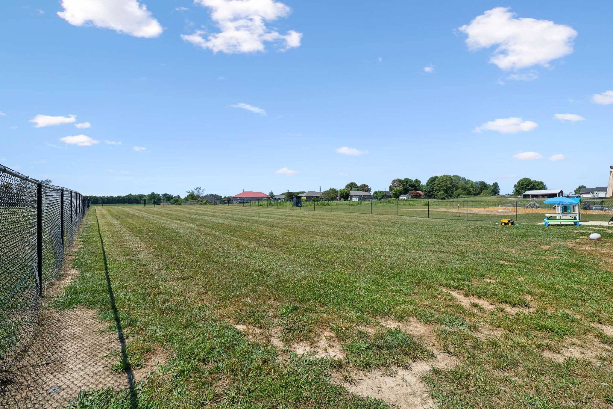 212 Pine Creek Dr