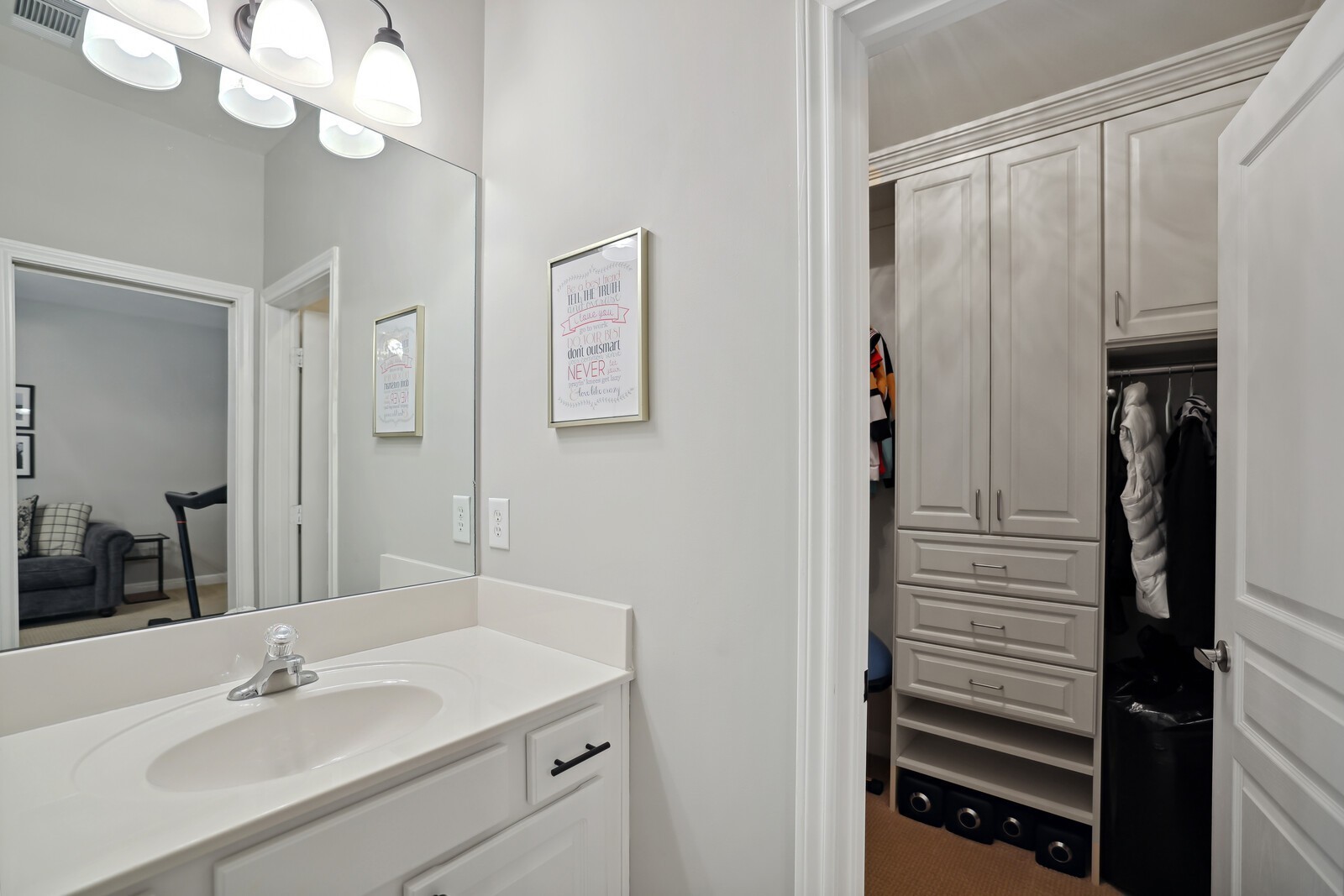 320 Old Hickory Blvd Unit: 2006