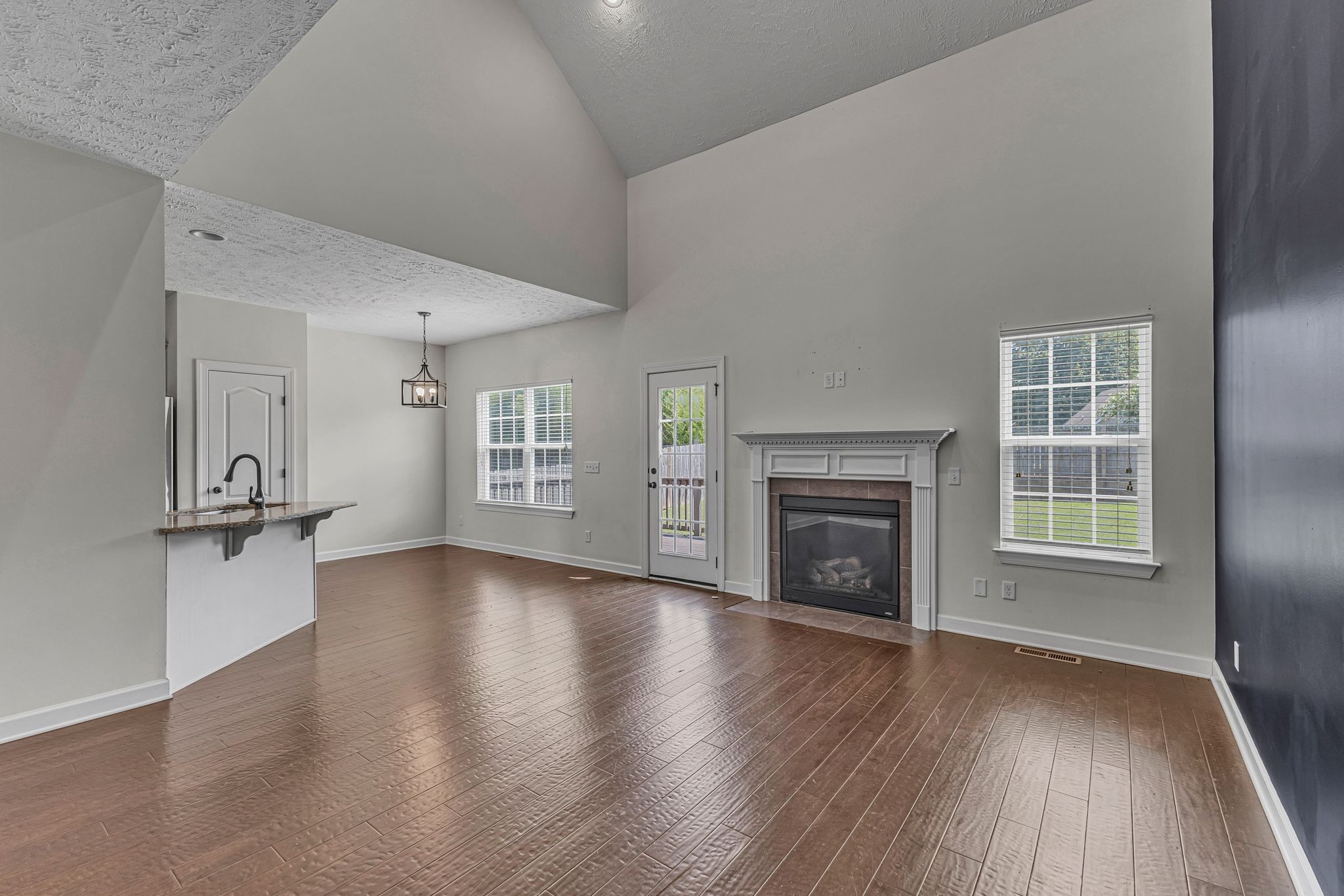 1543 Sunbeam Dr