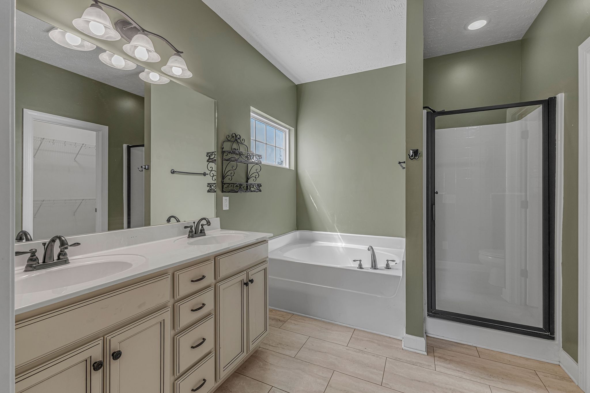 1543 Sunbeam Dr