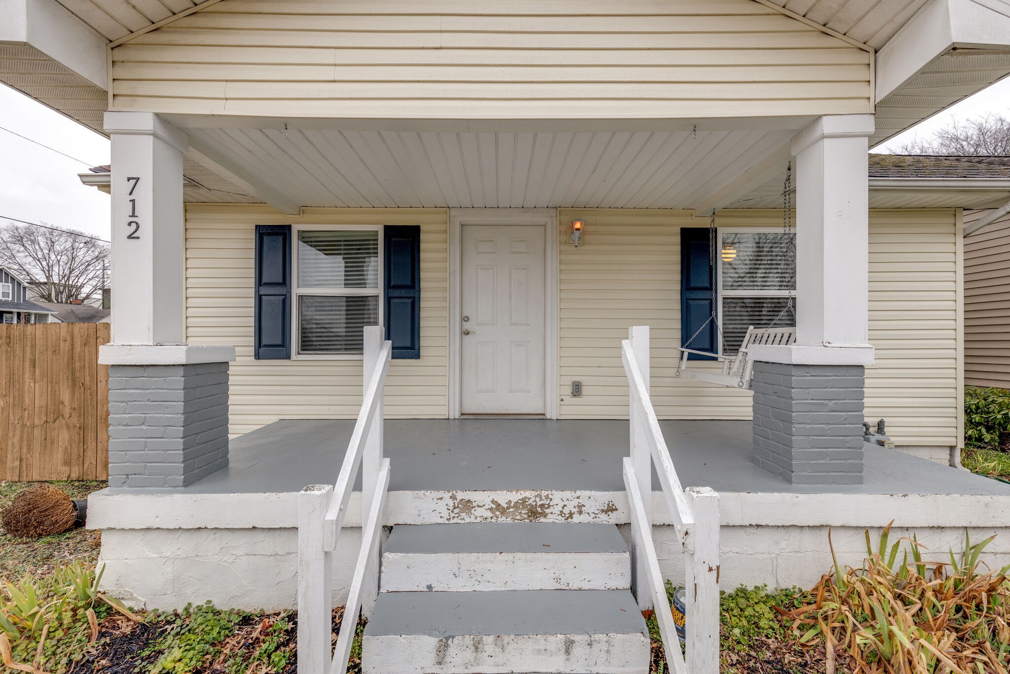 712 45th Ave, N