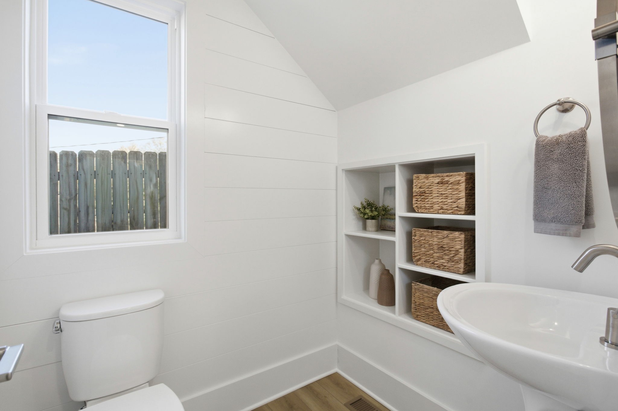 504 Bagleyshop Dr Unit: A