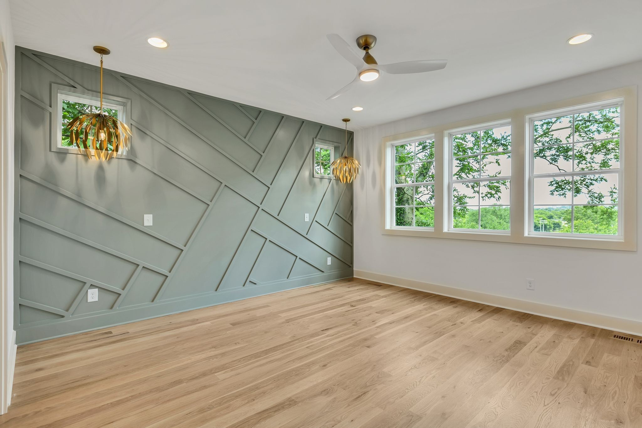 660B Vernon Ave