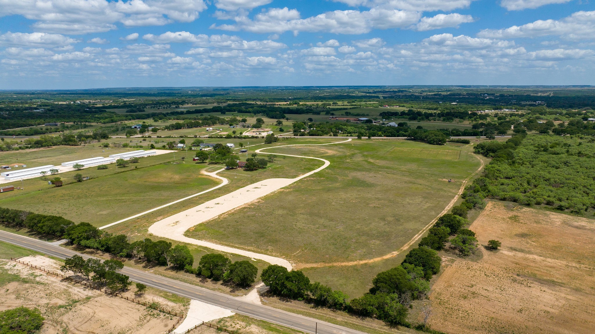 8526 N Fm 1744