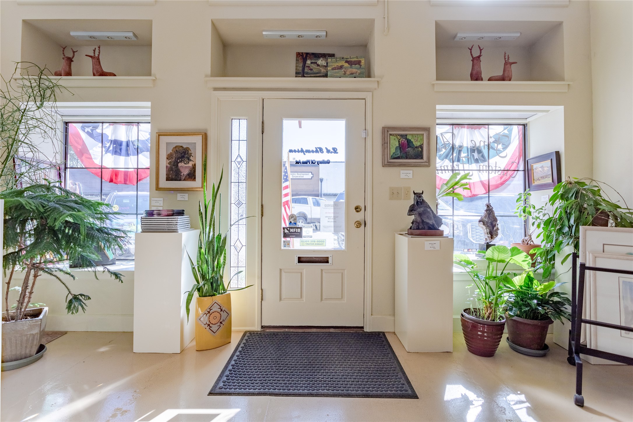 114 N Avenue D