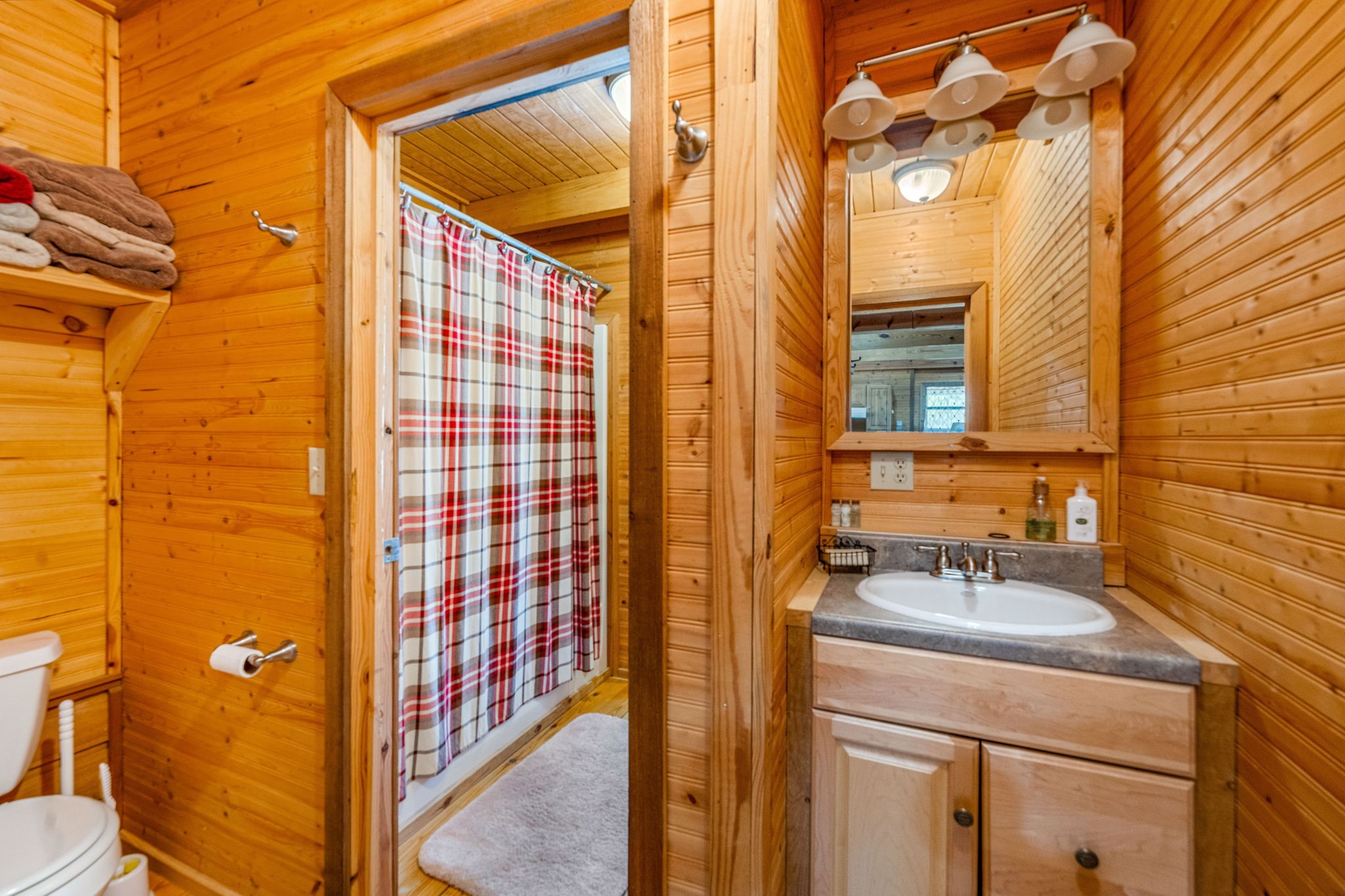 1835 County Road 244