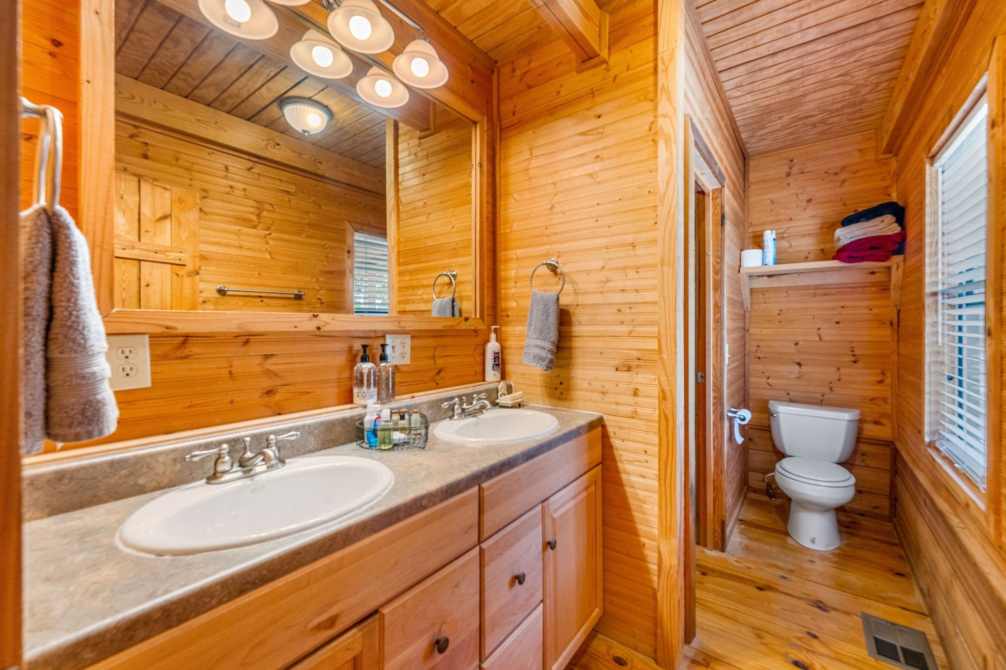 1835 County Road 244